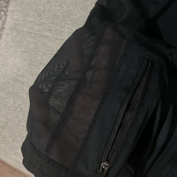 Lululemon sweater - Picture 4 of 5